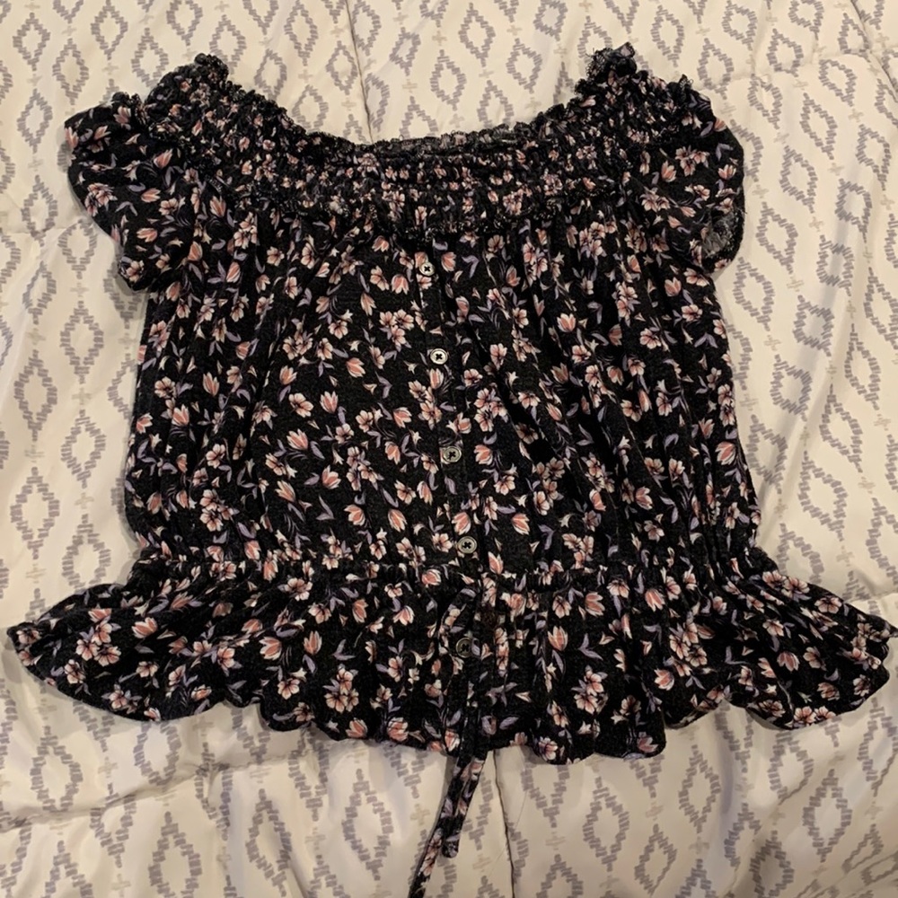 Cute Used Floral Blouse